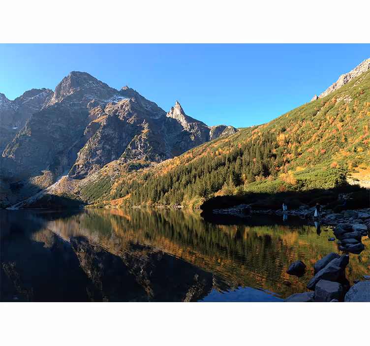 Store enrouleur vert morskie oko au printemps - TenStickers
