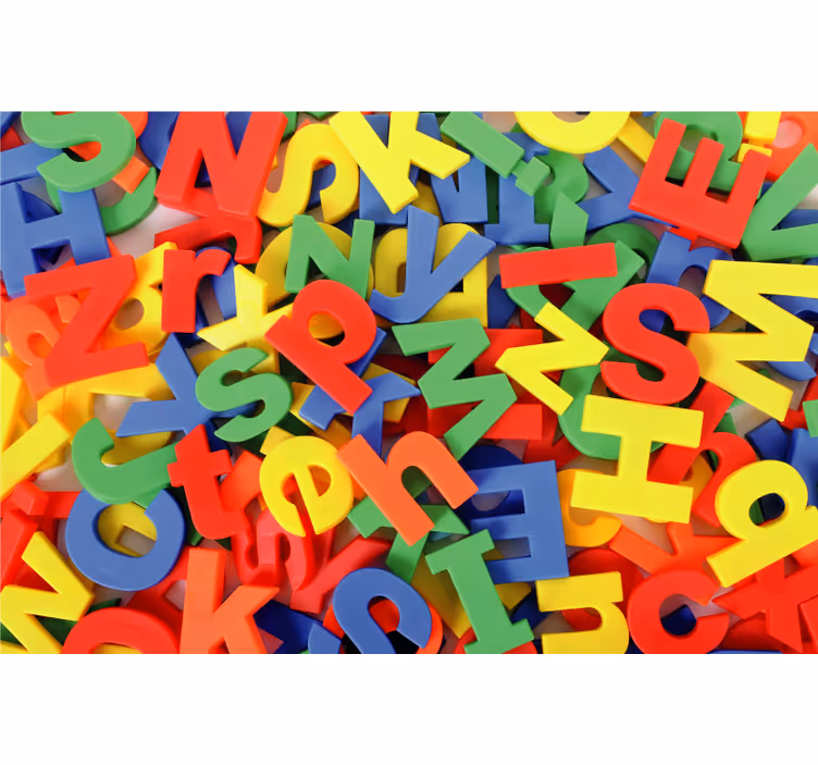 Store enrouleur pour chambre enfant alphabet vinyle - TenStickers