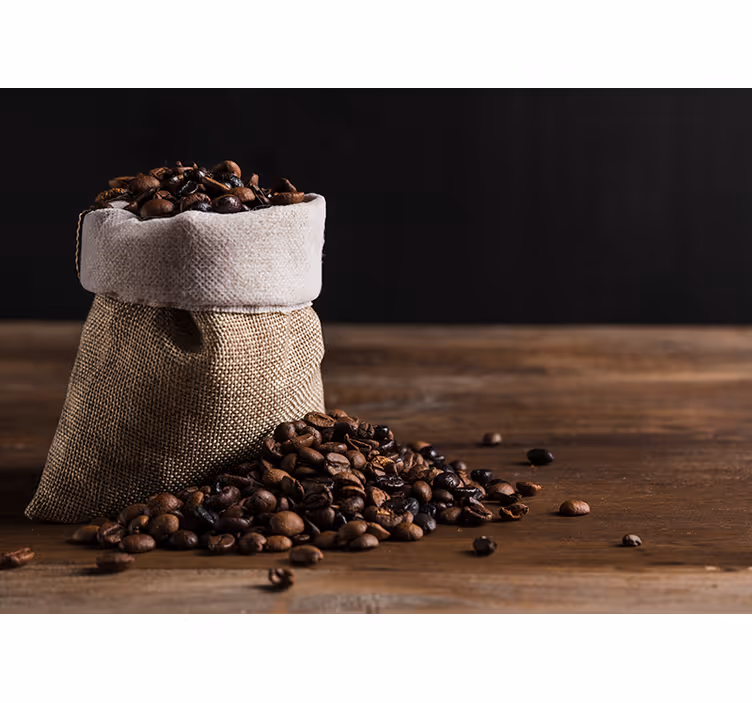 Papier peint mural Sac de grains de café - TenStickers