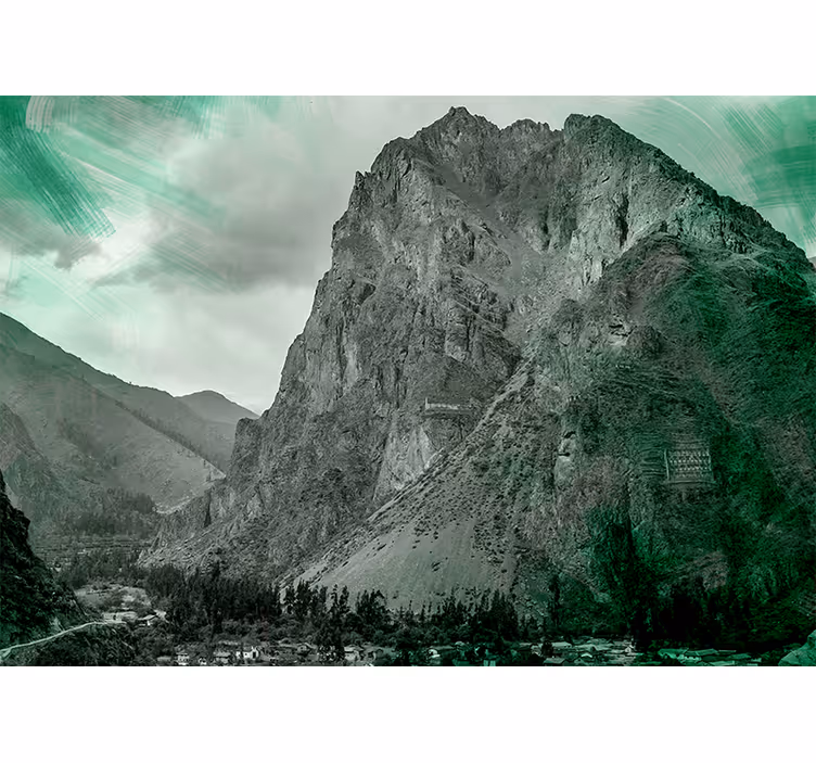 Tapisserie montagne vertes montagnes majestueuses - TenStickers