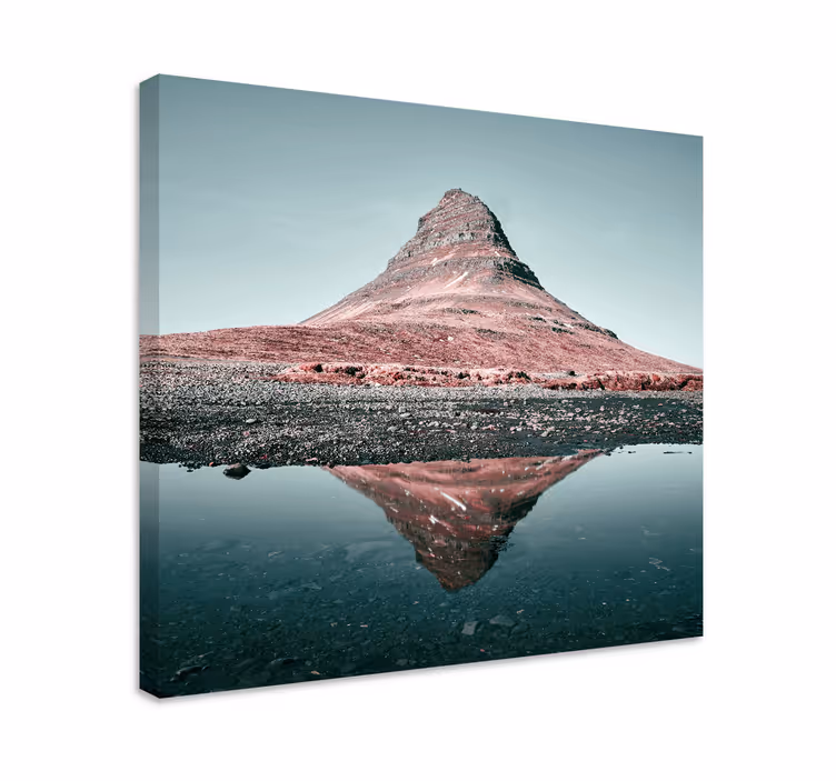 Tableau paysages reflet de la montagne kirkjufell - TenStickers