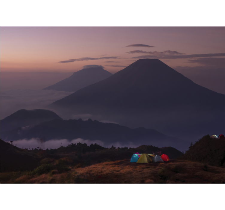 Store enrouleur cuisine randonneurs sous montagne nuageuse - TenStickers
