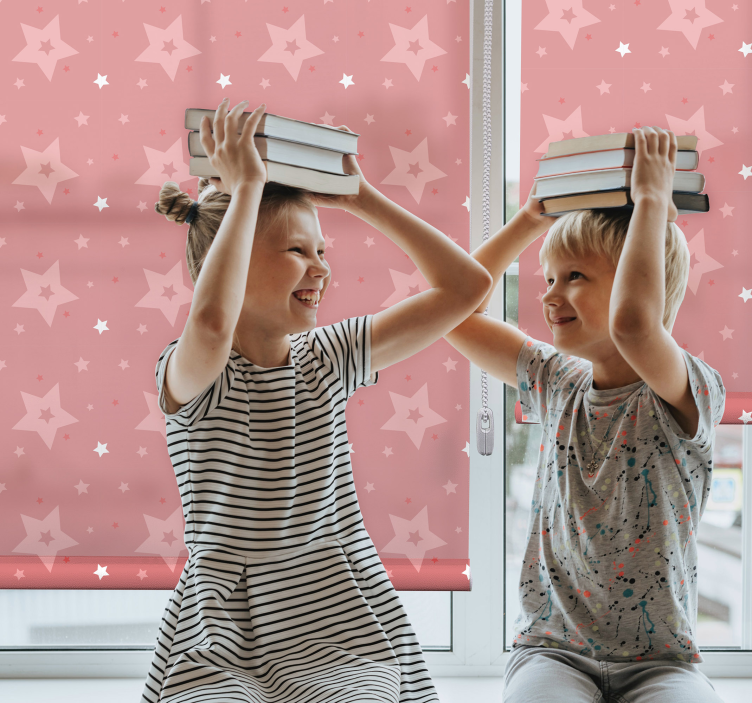 Store enrouleur pour chambre enfant motif étoilé ludique - TenStickers