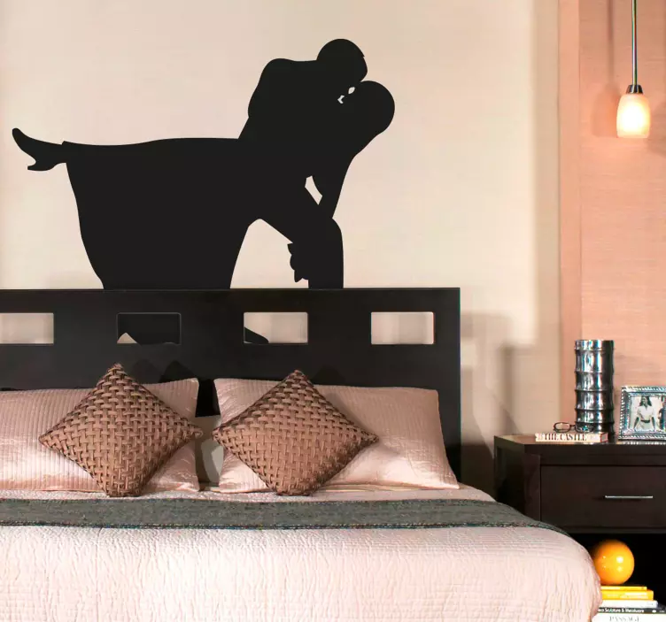 Sticker mural couple romantique - TenStickers