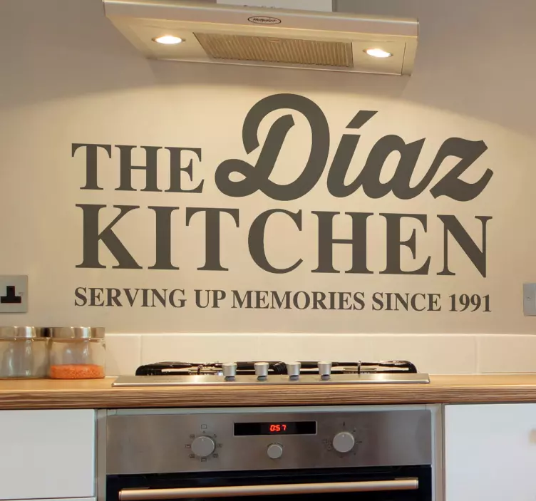 Sticker personnalisable the family kitchen - TenStickers