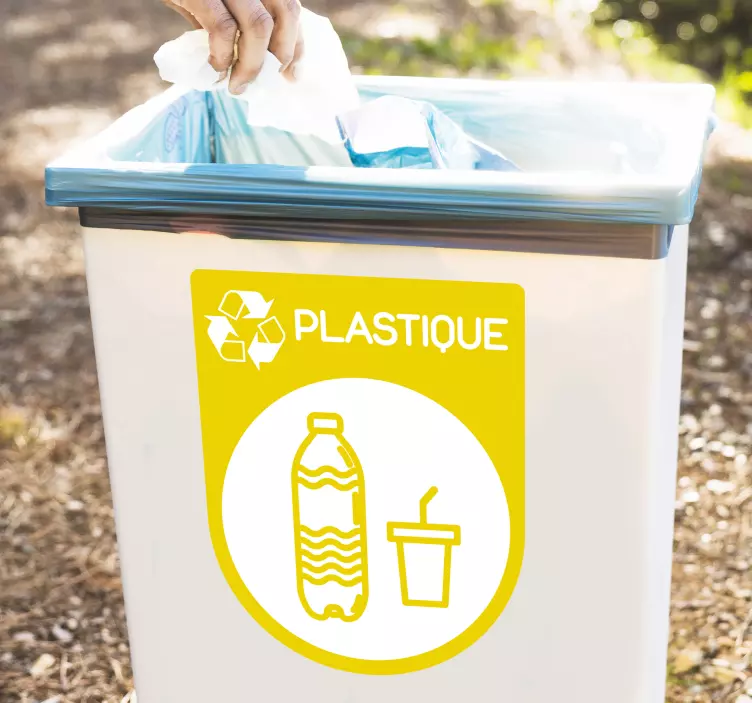 Sticker recyclage plastique jaune - TenStickers