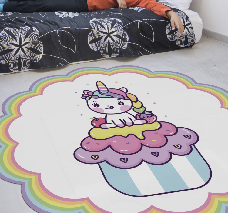 Tapis vinyle pour enfants licorne dans un cupcake - TenStickers