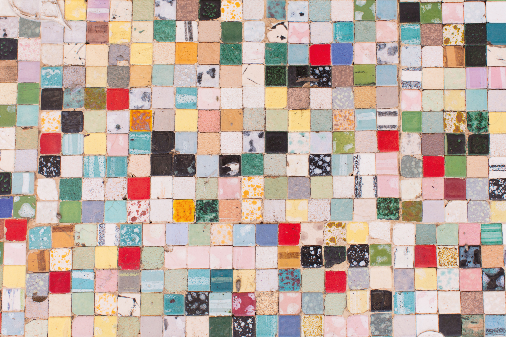 Tapis vinyle salle de bain vieilles tuiles colorées - TenStickers